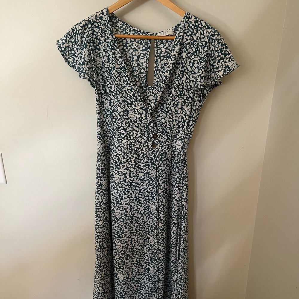 Small Sienna Sky Midi Dress